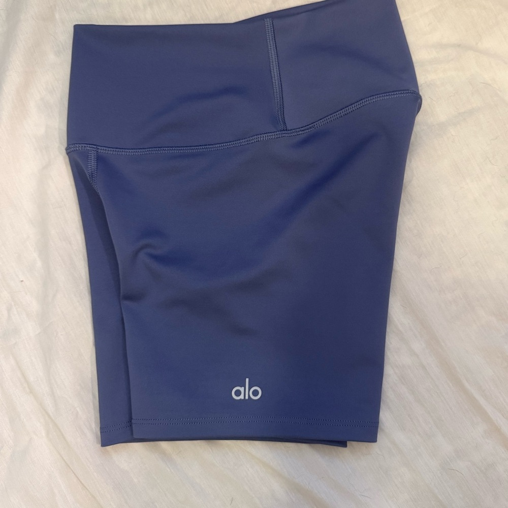 Alo Yoga 5” Airlift Energy Short